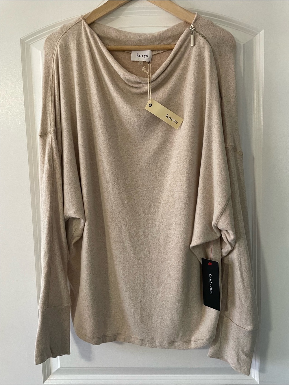 Korye (DailyLook) XL Oatmeal Cowl Neck Sweater